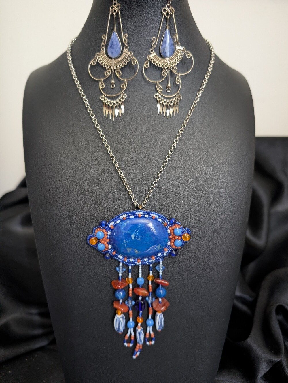 #39. Lapiz Lazuli Necklace With Stones & Peruvian Alpaca Silver Lapiz Earrings